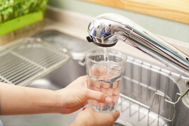 ～日本と海外5カ国に聞いた「水道水に関する意識調査」～ 世界有数の「水安全国」日本、安心が仇に？ PFAS認知度は６か国中で最下位。正しい理解が鍵